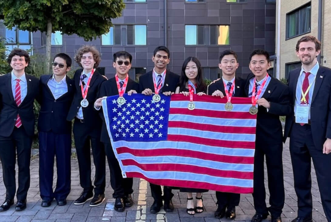 Team USA wearing their medals from the 2024 International Math Olympiad